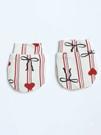 Pannolino gallery: Bowheart | Bamboo Newborn Essentials Set